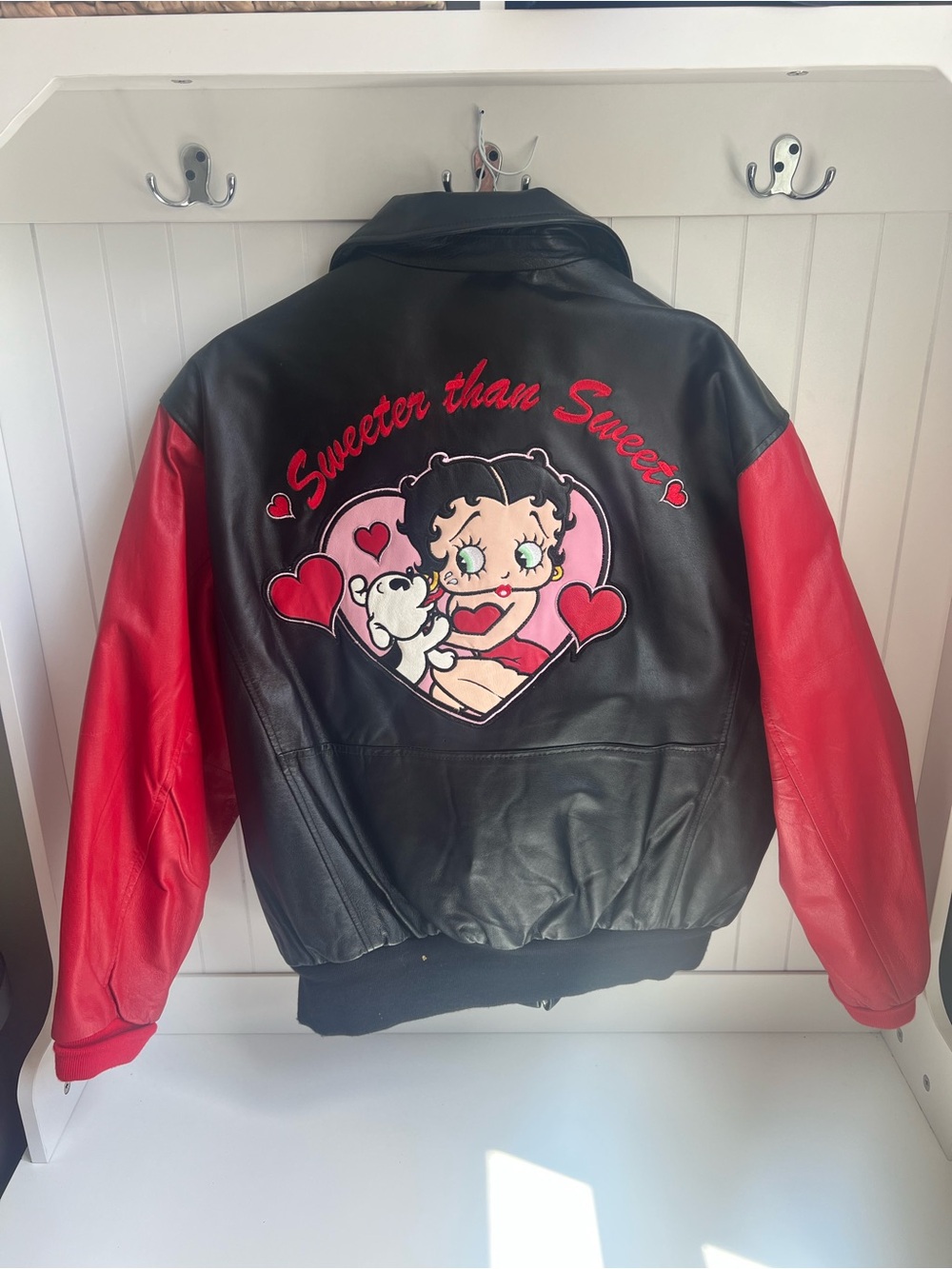 Betty Boop Authentic Apparel by Excelled Leather Jacket Black/Red Size M